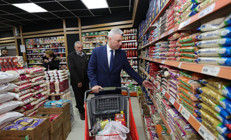 2 Nisanda kartlı alışveriş mart ayı ortalamasını aştı Bakan Bolat: Boykotçular kaybetti