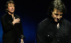 Üzüntüsü yüzüne yansıdı... Sessizce başını önüne eğdi