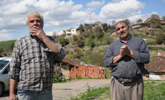 Gizemli köy Büyük çoğunluğunu sağır ve dilsizler oluşturuyor... Dışarıdan gelenler iletişimde zorlanıyor