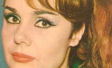 Bir kamyon kasasında Türkiyeye kaçırılmıştı... Kimseye nasip olmayan bir aşk yaşadı... Filmleriyle nice gönüllere dokundu