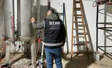 Türkiye tarihinin en büyüğü çökertildi Kurdukları fabrikada 11 yıldır üretim yapıyorlarmış