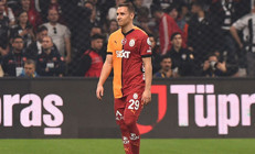 Galatasarayda yıldız oyuncunun geleceği belli oldu
