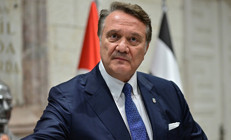 Beşiktaşta Hasan Arat ve Tevfik Yamantürke ihraç kararı