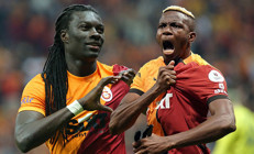 Galatasaray’ın eski golcüsü Gomis’ten Osimhen’e mesaj var
