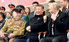 Putin, silahlar ve konuklarla gövde gösterisi yaptı: Şi, Sisi, Paşinyan, Maduro, Abbas... Tanklar, SİHA’lar ve tüm liderler