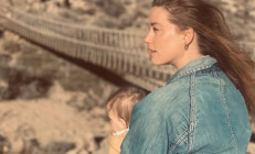 Babasız bebeklerinin sayısı üçe çıktı... Güzel oyuncunun ikizleri oldu