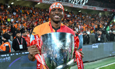 Victor Osimhenden Mario Jardele teşekkür