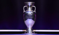 UEFAdan tarihi karar: EURO 2028de ev sahipleri de eleme oynayacak