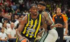 Son Dakika: Fenerbahçe Beko, Euroleague finalinde Panathinaikosu yarı finalde devirdik