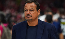 Ergin Ataman: Ben Türküm diye Yunan bayrağıyla geliyorlar