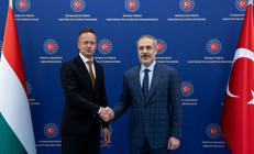 Dışişleri Bakanı Macar mevkidaşı ile görüştü