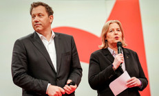 SPDnin yeni eş başkanları Bas ve Klingbeil oldu