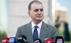 AK Parti Sözcüsü Çelik: Karikatür saygısızlığını lanetliyoruz