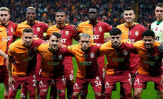 Galatasarayda flaş gelişme İmzayı atıyor