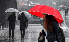 Sıcaklıklar 6 derece azalacak Kuvvetli sağanak geliyor | Meteoroloji Ankara ve İstanbul için tarih verdi