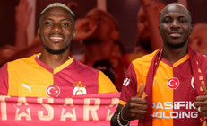 Galatasaray resmen duyurdu Osimhen imza için İstanbulda