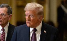 Trump, 2 nükleer denizaltının konuşlandırıldığını duyurdu