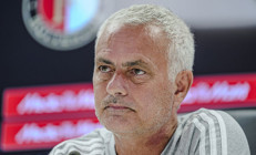 Jose Mourinhodan Feyenoord maçı itirafı: Favori değiliz