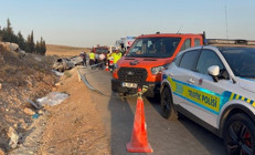 Feci kaza İki otomobil çarpıştı: 3 ölü, 3 yaralı