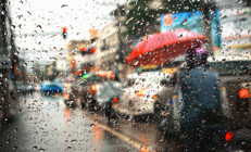 Meteorolojiden gök gürültülü sağanak yağış uyarısı İstanbul için saat verildi