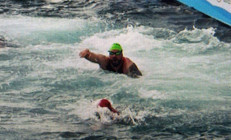 Rus yüzücüyü arama çalışmaları 4. gününde... Başka bir sporcu yanlış yere yüzdüğü için uyarmış