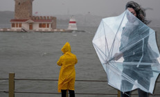 Kuvvetli yağış devam ediyor Meteorolojiden gök gürültülü sağanak uyarısı: 16 ile sağanak geliyor