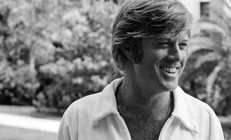 Karısını aldatmamak için film setinde iki kat iç çamaşırı giymişti... En sevdiği yerde, aşık olduğu kadının yanında bu dünyadan göçüp gitti