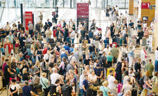 Sistemler çöktü uçuşlar iptal… Havalimanlarında siber saldırı kaosu