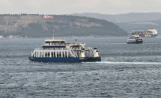 Deniz ulaşımına fırtına engeli Gökçeada feribot seferleri iptal edildi