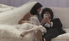 Bu gelinliği giymeyi bile ona borçlusun... Sende hiç vefa yokmuş Selena