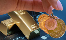 Dev bankadan iddialı altın tahmini Tarihi zirve sonrası fren yaptı