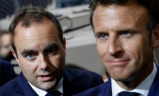 Fransada başbakan kabine açıklandıktan saatler sonra istifa etti