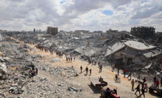 İlk yardım tırları Gazzeye giriyor