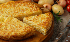 İspanyol omleti (Tortilla de patatas) tarifi