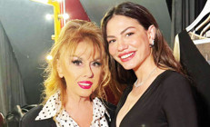 Demet Özdemir, Kamuran Akkor’u dinlemeye gitti... Rüya düet