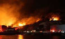 170den fazla bina kül oldu: 1 ölü