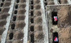 Hava sıcaklığı eksi 25 dereceye düşüyor Kentte kış için hazırlık yapıldı: 500 mezar kazıldı