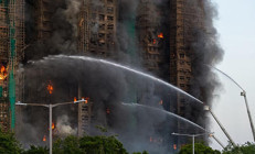 Hong Kongda dehşet anları: Ölüler ve mahsur kalanlar var