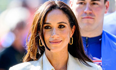 Eski prenses gözünü film yıldızlığına dikti… Estetik iddiaları aldı başını gitti… Hemen gerekli işlemleri yaptırmış