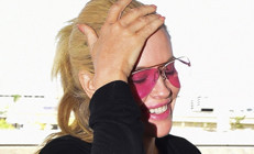 Bir implant ünlü oyuncuya kabusu yaşattı.... Dişlerim dökülmeye başladı... Dokuz kez ameliyat oldum