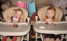 Çok ünlü bir aşkın ilk bebekleri oldular... Bir zamanlar 1 yaşında, şimdi 21... İyi ki doğdunuz canlarım