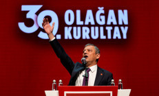 CHPde kurultay günü... Özelden Kılıçdaroğluna arınma yanıtı