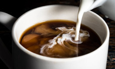 Ünlü doktordan kafein hakkında çarpıcı açıklamalar... Kahveyi güneşin altında için