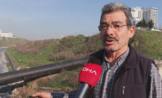 Rengi kırmızıya döndü İstanbulda tepki çeken görüntü ve koku