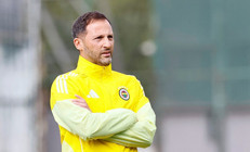 Tedesco, Fenerbahçe-Galatasaray maçı sonrası şampiyonluğun anahtarını açıkladı