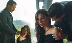 Eşref Rüya yine zirvede