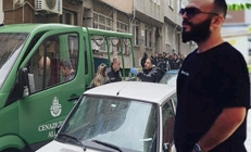 Zeytinburnunda taksici evine gittiği sırada bıçaklanarak öldürüldü