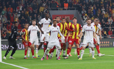 Trabzonsporun iki yıldızı, Beşiktaş maçında yok