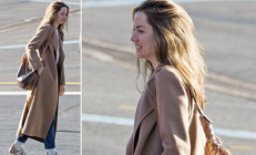 Bugüne kadar terk eden hep o olmuştu... Kapı dışarı edilmeye dayanamayıp ağır konuştu: Zaten bana hiç yakışmıyordu