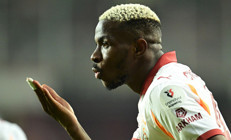Galatasarayda Victor Osimhen cezalı duruma düştü